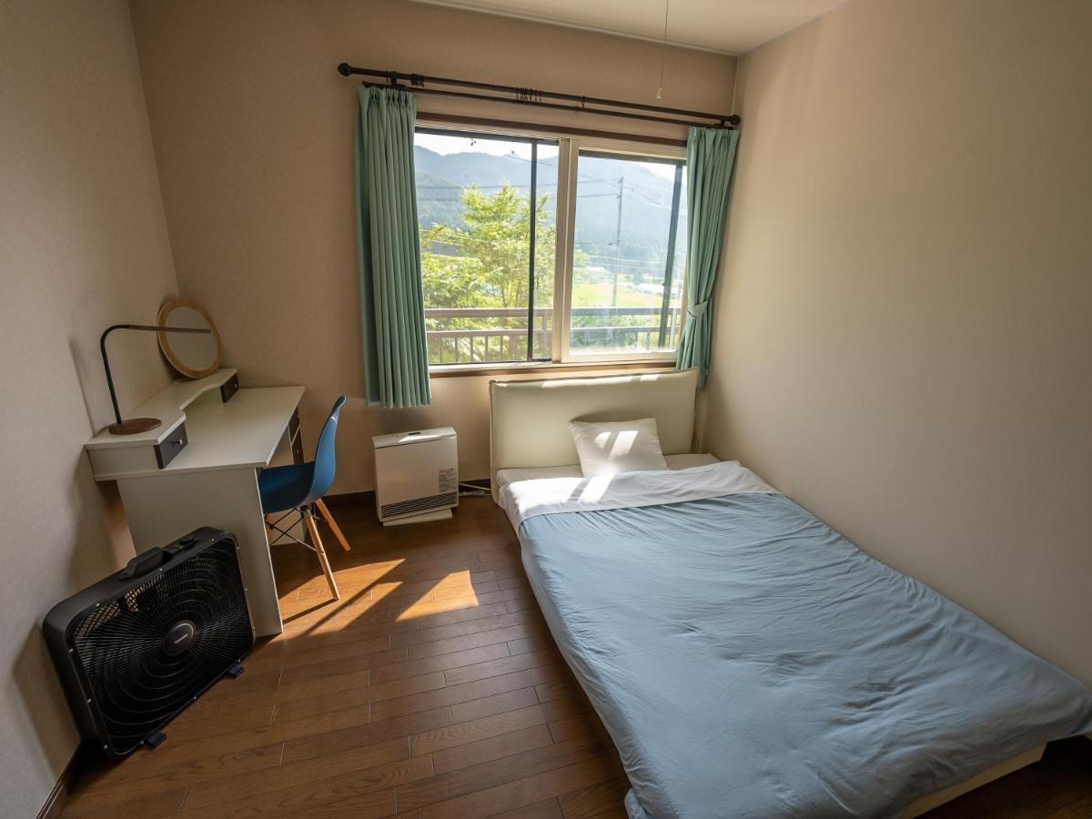 Апартаменты Five Peaks Jigokudani Сига Когэн Экстерьер фото